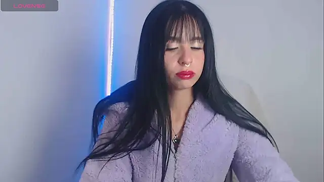 Lia  1 online show from October 2025 11:49:02 PM