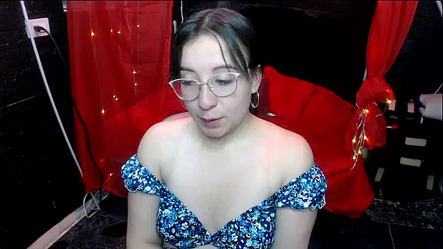 mia 778 online show from October 2025 01:22:02 PM