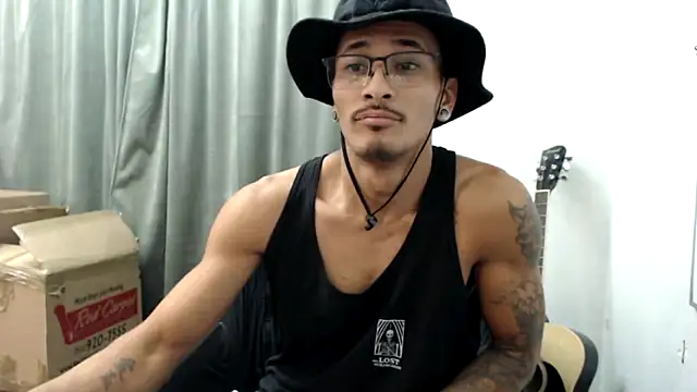 Snapshot of tanjir020 chatting on March 2026 05:44:01 AM tanjir020 online show from March 2026 05:44:01 AM