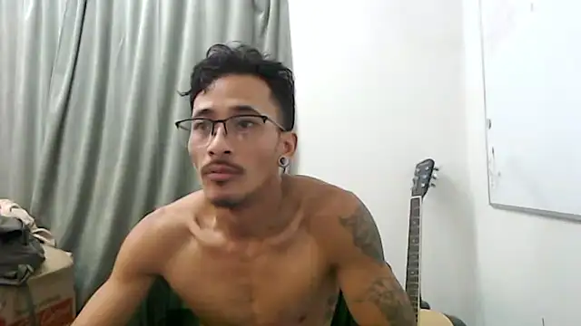 Snapshot of tanjir020 chatting on March 2026 01:31:02 AM tanjir020 online show from March 2026 01:31:02 AM