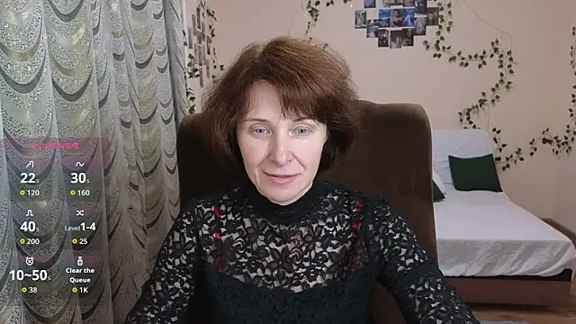 Snapshot of Lia_Tito chatting on November 2025 12:49:02 PM Lia Tito online show from November 2025 12:49:02 PM