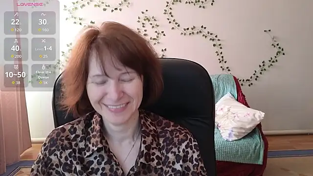 Lia Tito online show from March 2026 06:02:02 AM