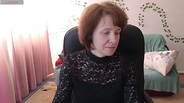 Snapshot of Lia_Tito chatting on May 2026 06:52:01 AM Lia Tito online show from May 2026 06:52:01 AM