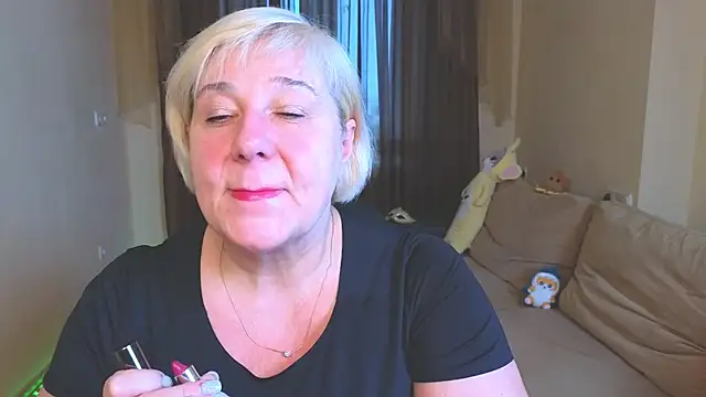 Snapshot of Milana_Milky chatting on January 2026 06:18:01 AM Milana Milky online show from January 2026 06:18:01 AM