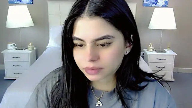 Snapshot of maddissonivanova chatting on October 2025 07:22:01 PM maddissonivanova online show from October 2025 07:22:01 PM