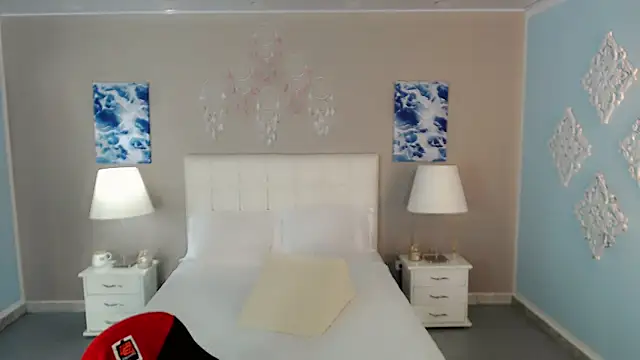 Snapshot of maddissonivanova chatting on October 2025 07:13:01 PM maddissonivanova online show from October 2025 07:13:01 PM