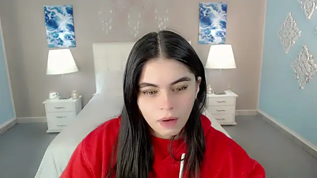 Snapshot of maddissonivanova chatting on October 2025 07:14:01 PM maddissonivanova online show from October 2025 07:14:01 PM