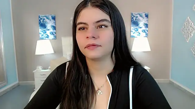 Snapshot of maddissonivanova chatting on November 2025 02:28:02 PM maddissonivanova online show from November 2025 02:28:02 PM