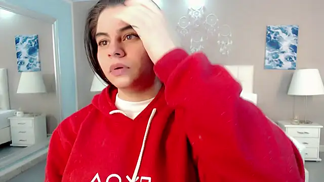 maddissonivanova online show from April 2026 07:07:01 PM