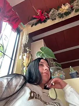 BELLAALEJA online show from December 2025 07:29:02 PM