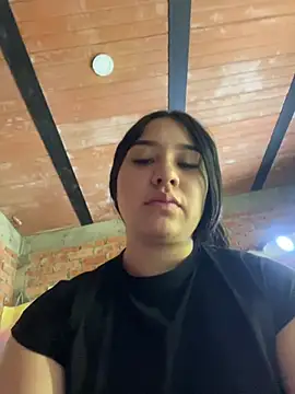 BELLAALEJA online show from April 2026 06:46:01 PM