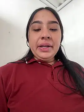 Snapshot of BELLAALEJA chatting on June 2026 07:27:02 PM BELLAALEJA online show from June 2026 07:27:02 PM