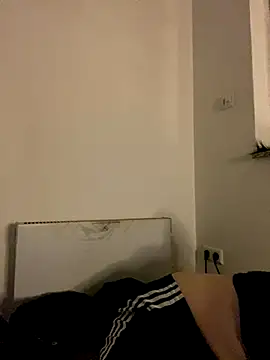 Snapshot of Tijara-im-Pyjama chatting on December 2025 10:51:01 PM Tijara-im-Pyjama online show from December 2025 10:51:01 PM