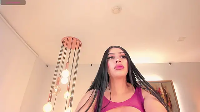 LeahLombardi  online show from January 2026 03:30:02 AM