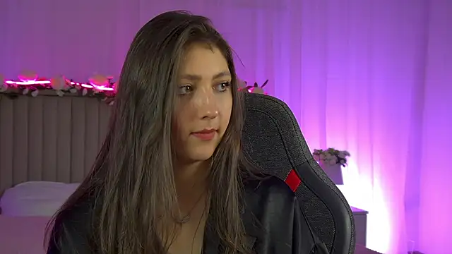 Snapshot of Mary_Miiller chatting on September 2025 09:25:02 AM Mary Miiller online show from September 2025 09:25:02 AM