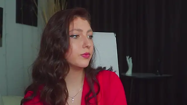 Snapshot of Mary_Miiller chatting on October 2025 12:36:02 PM Mary Miiller online show from October 2025 12:36:02 PM