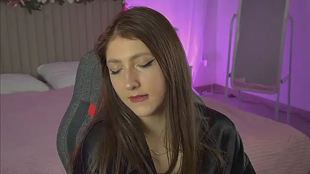 Snapshot of Mary_Miiller chatting on October 2025 10:03:02 AM Mary Miiller online show from October 2025 10:03:02 AM