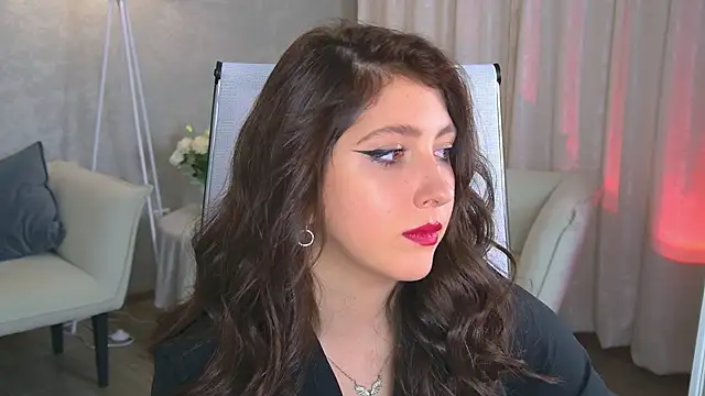 Snapshot of Mary_Miiller chatting on October 2025 09:32:01 AM Mary Miiller online show from October 2025 09:32:01 AM