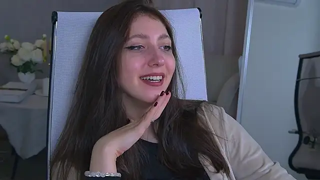 Snapshot of Mary_Miiller chatting on November 2025 05:50:02 AM Mary Miiller online show from November 2025 05:50:02 AM