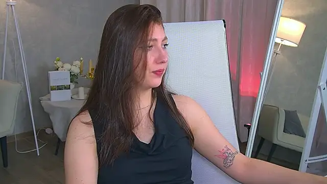 Snapshot of Mary_Miiller chatting on November 2025 10:20:01 AM Mary Miiller online show from November 2025 10:20:01 AM