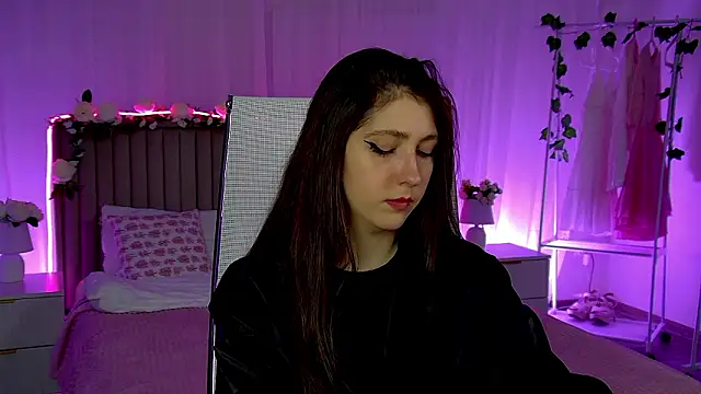 Snapshot of Mary_Miiller chatting on March 2026 08:22:02 AM Mary Miiller online show from March 2026 08:22:02 AM