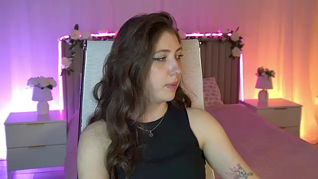 Snapshot of Mary_Miiller chatting on April 2026 09:21:01 AM Mary Miiller online show from April 2026 09:21:01 AM