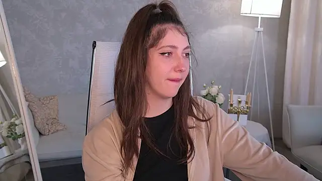 Snapshot of Mary_Miiller chatting on June 2026 12:44:02 PM Mary Miiller online show from June 2026 12:44:02 PM