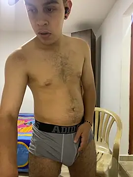 Snapshot of dominant_boy77 chatting on September 2025 03:54:01 AM dominant boy77 online show from September 2025 03:54:01 AM