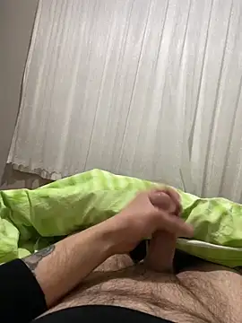 Snapshot of Salih0634 chatting on April 2026 11:18:02 PM Salih0634 online show from April 2026 11:18:02 PM