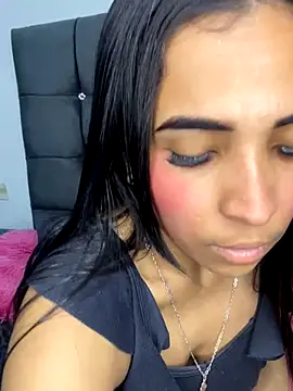 Snapshot of Rosa_25x chatting on September 2025 01:03:01 PM Rosa 25x online show from September 2025 01:03:01 PM