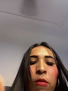 Snapshot of Rosa_25x chatting on October 2025 12:50:01 PM Rosa 25x online show from October 2025 12:50:01 PM