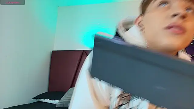 Lucass love online show from March 2026 01:14:01 PM