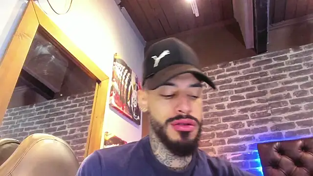 VinzenzRizzo online show from September 2025 04:16:01 AM