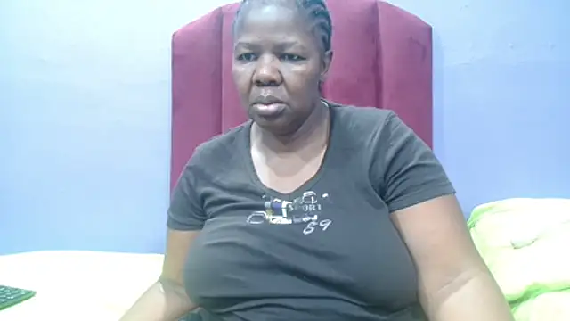 NaughtyChubbyZoe online show from November 2025 05:08:02 AM