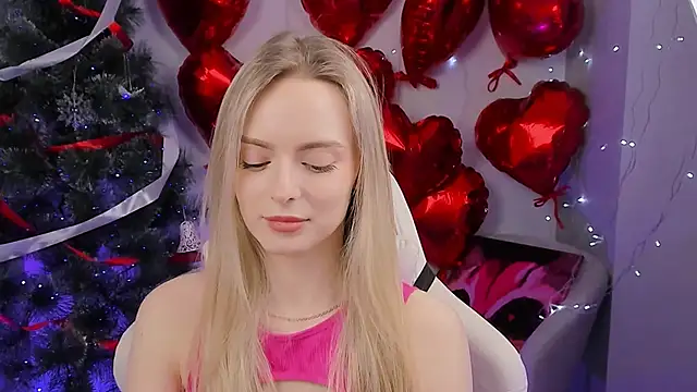 JuliaBrewwer online show from February 2026 02:57:02 PM