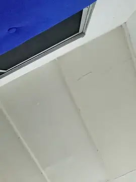 Snapshot of jhoi95 chatting on December 2025 05:13:01 AM jhoi95 online show from December 2025 05:13:01 AM