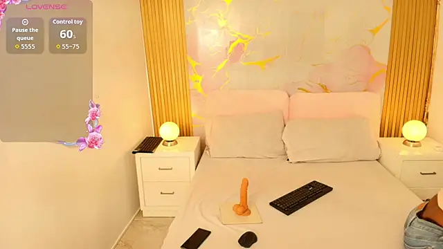 MayaBaker online show from September 2025 07:36:01 PM