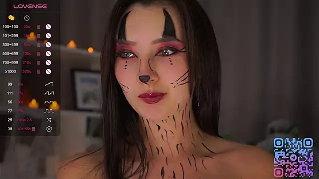 DaisyBlaze online show from October 2025 04:52:01 PM