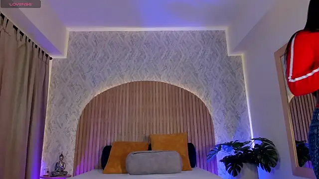 Snapshot of dana_hazze chatting on February 2026 08:21:01 PM dana hazze online show from February 2026 08:21:01 PM