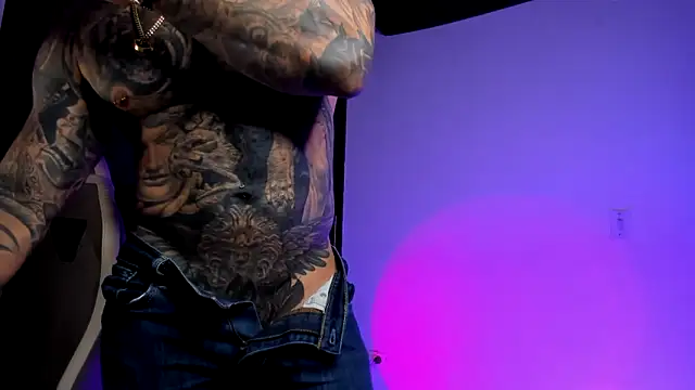 Snapshot of natevillage chatting on October 2025 06:10:02 AM natevillage online show from October 2025 06:10:02 AM