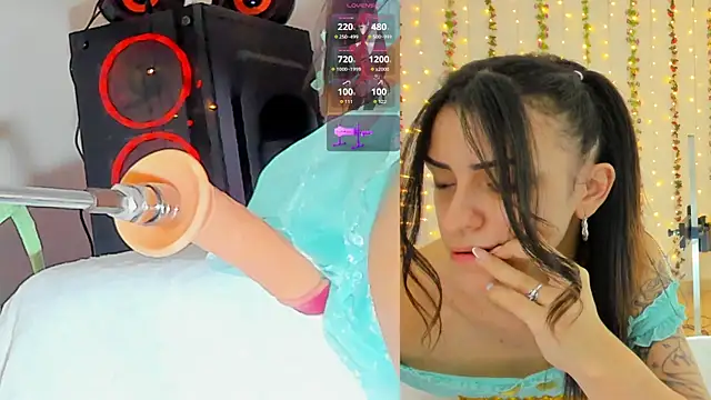 Kitty  Rose   online show from October 2025 10:26:01 AM