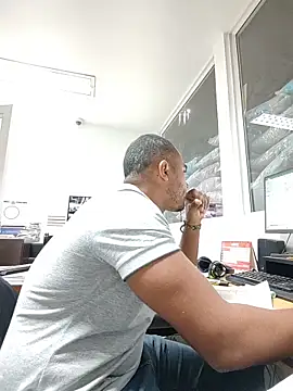 Snapshot of SanChacal5694 chatting on March 2026 10:10:02 PM SanChacal5694 online show from March 2026 10:10:02 PM