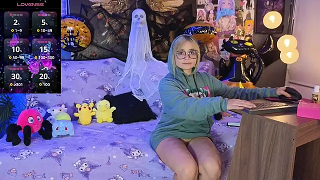 Snapshot of Mafecosecret chatting on October 2025 04:24:02 AM Mafecosecret online show from October 2025 04:24:02 AM