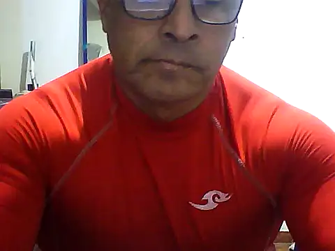 Snapshot of sexigym35 chatting on September 2025 02:37:02 AM sexigym35 online show from September 2025 02:37:02 AM