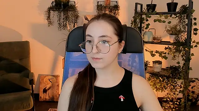 VirtuallVoyant online show from March 2026 06:53:01 PM