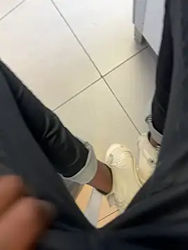 Snapshot of kamo012000 chatting on March 2026 08:44:02 AM kamo012000 online show from March 2026 08:44:02 AM