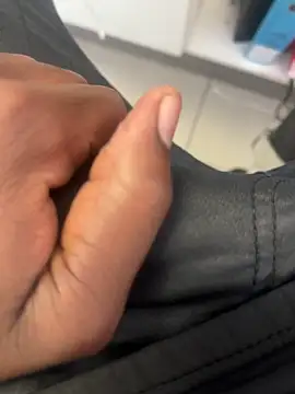 Snapshot of kamo012000 chatting on April 2026 08:46:01 AM kamo012000 online show from April 2026 08:46:01 AM