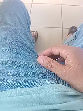 Snapshot of svvagesexyy chatting on September 2025 07:43:01 AM svvagesexyy online show from September 2025 07:43:01 AM