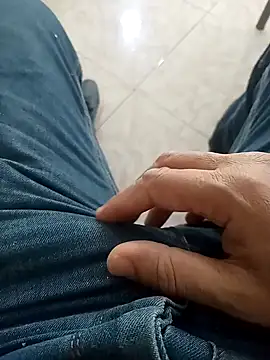 Snapshot of svvagesexyy chatting on November 2025 08:12:01 AM svvagesexyy online show from November 2025 08:12:01 AM