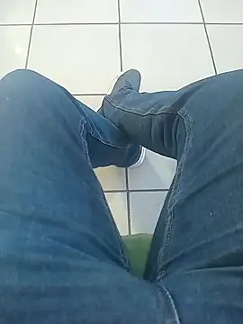 Snapshot of svvagesexyy chatting on December 2025 07:36:01 AM svvagesexyy online show from December 2025 07:36:01 AM